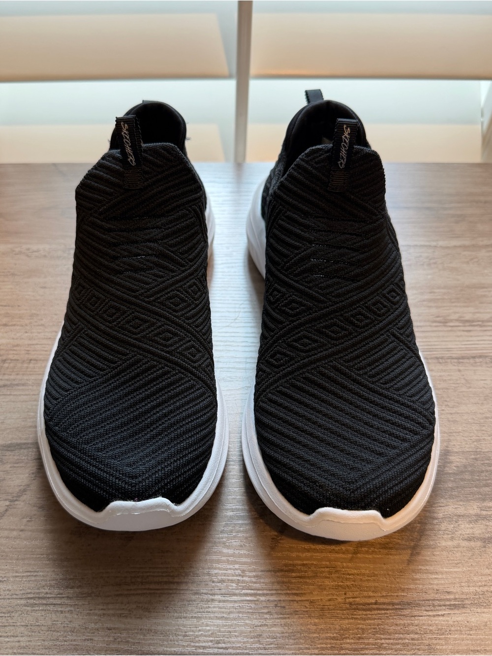 Skechers Women's Black Air Cooled Memory Foam Slip-On Shoes | Size 8.5